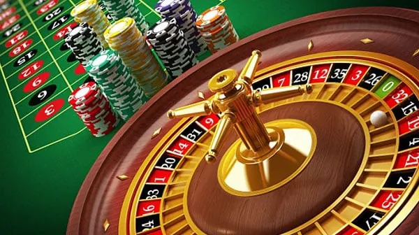 Live Roulette wheel and betting area at winph
